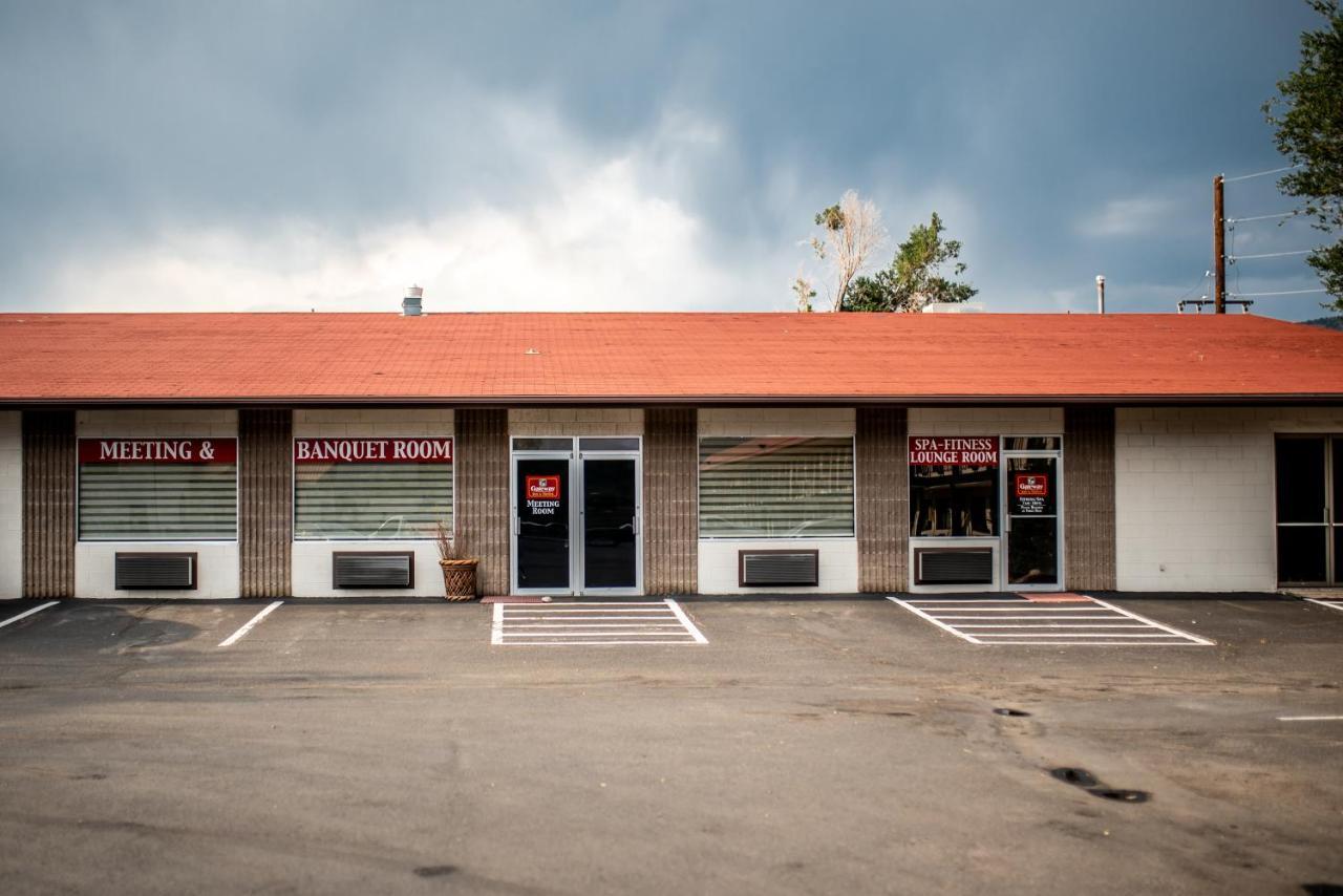 Gateway Inn And Suites Салида Екстериор снимка