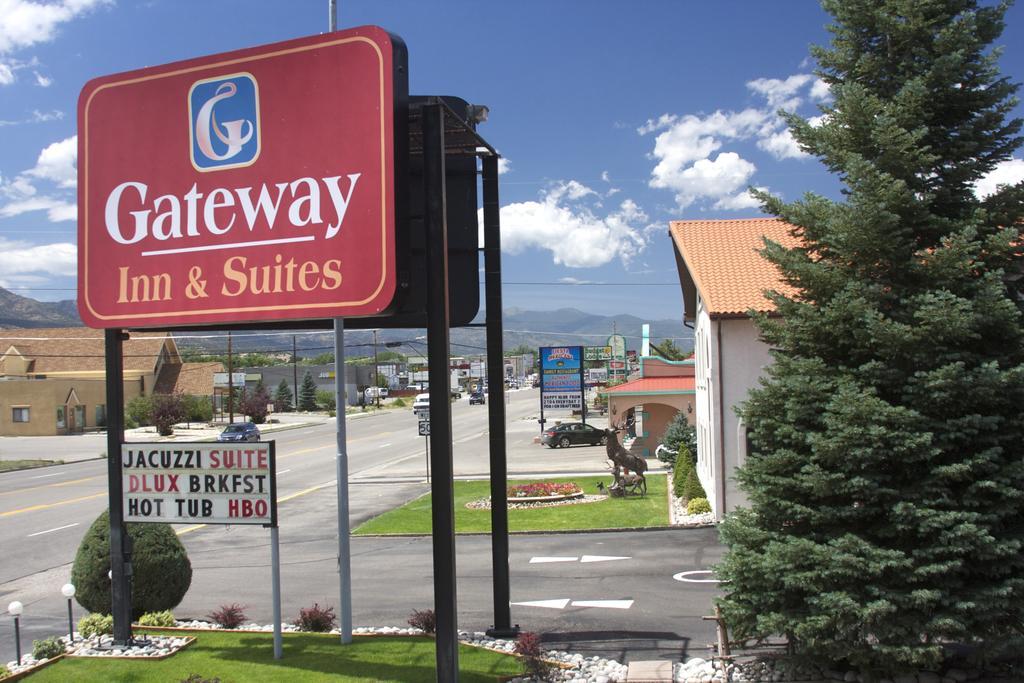 Gateway Inn And Suites Салида Екстериор снимка