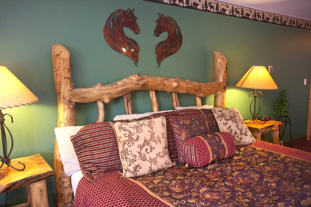 Gateway Inn And Suites Салида Екстериор снимка