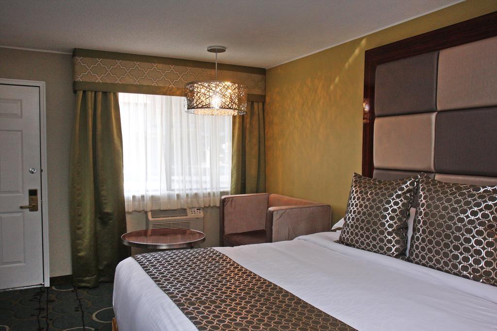 Gateway Inn And Suites Салида Екстериор снимка