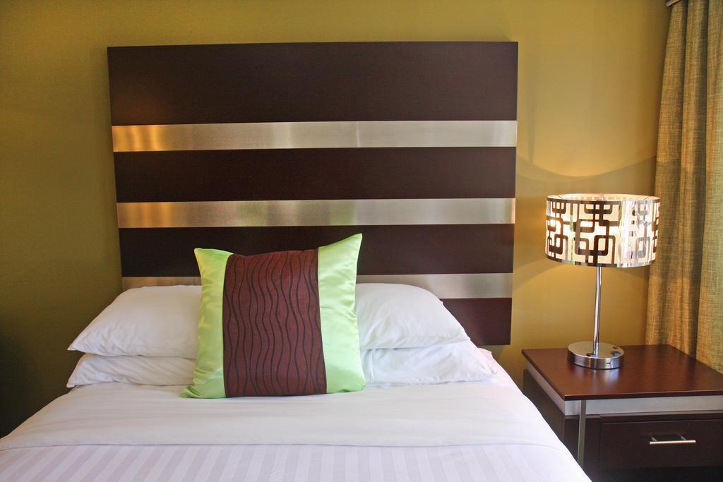 Gateway Inn And Suites Салида Екстериор снимка